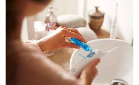 Ирригатор для зубов: как правильно пользоваться