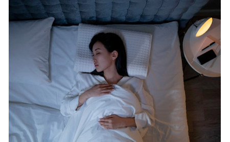 Как выбрать идеальную подушку для сна: гид по материалам и формам