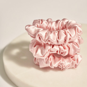 Шелковые резинки средние 3 шт. розовая пудра